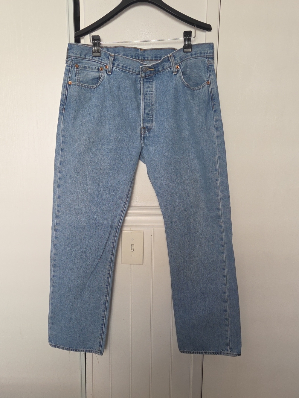Levi's Men's Straight Jeans in Light Blue Denim